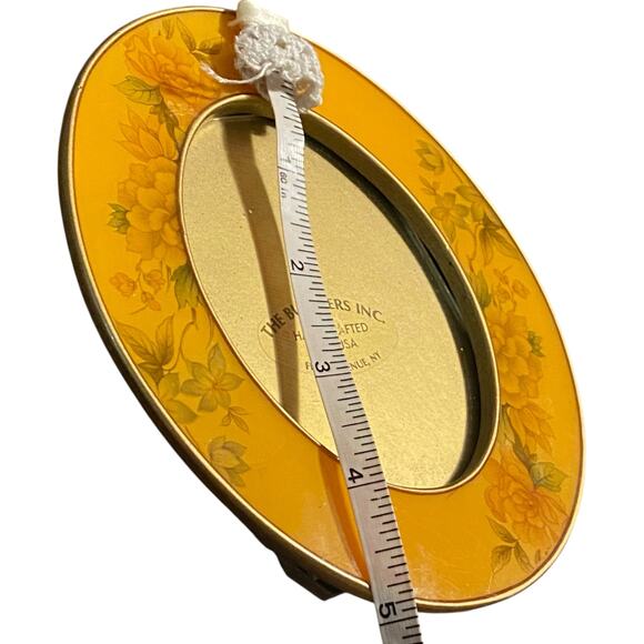 Vintage The Bucklers Inc 1980 Oval Yellow Floral Enamel Picture Frame - Picture 9 of 11